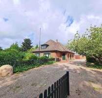 Großzügiges EFH samt liebevoll angelegtem, gepflegten Grundstück in Behrendorf