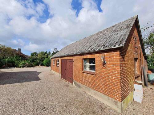 Schuppen / Garage von vorne - 