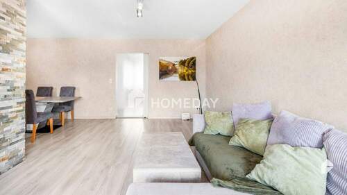 Wohnzimmer 1 - 4 Zimmer Etagenwohnung in München