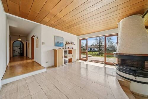 Wohnbereich und Flur - 