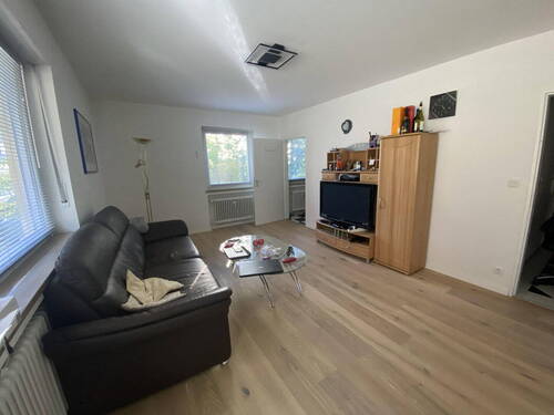 Wohnzimmer1 - Gut geschnittene 2 Zimmerwohnung in ruhiger Lage