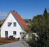 Modernisiertes kleines Einfamilienhaus mit Garage in Beverstedt