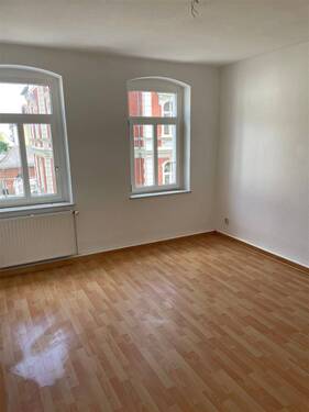 Zimmer 1 - 3 Zimmer Etagenwohnung in Schmölln