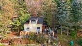 Wochenendgrundstück mit Haus a - +Wochenendgrundstück zum Verlieben! Massives 3-Zi.-Haus mit Terrasse, Garten & Waldlage in Sebnitz+