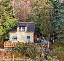 +Wochenendgrundstück zum Verlieben! Massives 3-Zi.-Haus mit Terrasse, Garten & Waldlage in Sebnitz+
