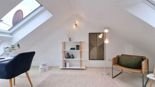 Tolles Ambieten im Dachgeschoss - 