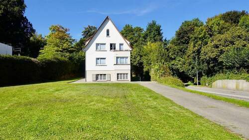 Ansicht Südost mit Baugrund - 