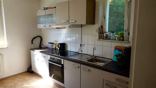 EG Küche mit Einbauküche - 