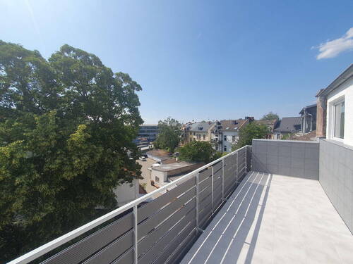 Wohnung Dachgeschoss rechts - 