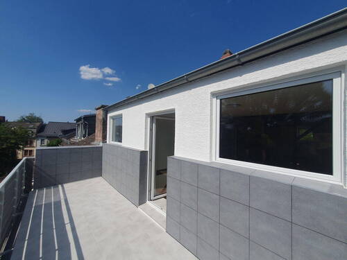 Wohnung Dachgeschoss rechts - 