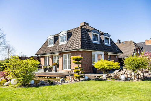 Rückansicht - 5 Zimmer Einfamilienhaus in Hamburg