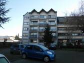 Rückfront des Hauses - 2 Zimmer Etagenwohnung zur Miete in Duisburg