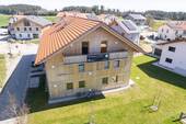 Außenansicht - Erstbezug! Hochwertige Dachgeschosswohnung in ruhiger Lage