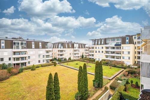 Gartenanlage - 2 Zimmer Etagenwohnung zum Kaufen in Berlin