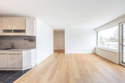 Wohnen - AIGNER - EXKLUSIVE 4-ZIMMER-DACHGESCHOSSWOHNUNG IN RUHIGER UND ZENTRALER LAGE IN FFB