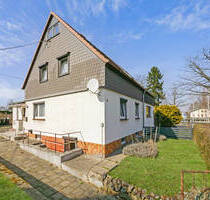 Klassischer Charme in Neustadt (Sa): Gemütliche 5-R-Doppelhaushälfte mit grünem Grundstück (590 m2) - Neustadt in Sachsen