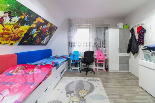 Kinderzimmer DG - 