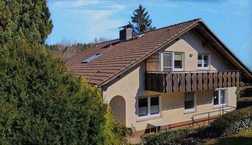 Außenansicht-2.jpg - 7 Zimmer Mehrfamilienhaus, Wohnhaus in Fulda