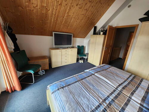 Schlafzimmer 1 - 