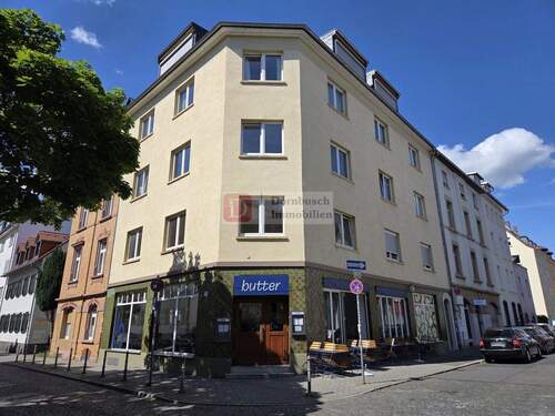 Hausansicht - 3 Zimmer Etagenwohnung zum Kaufen in Frankfurt am Main