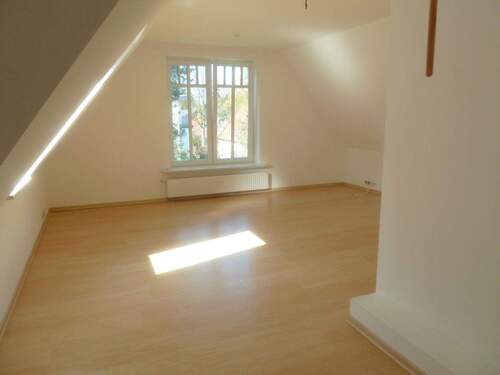 charmantes Dachzimmer -2.OG - 