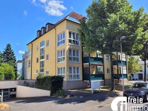 Hausansicht - 2 Zimmer Etagenwohnung in Dresden