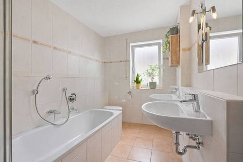Badezimmer - 3 Zimmer Etagenwohnung in Kempten (Allgäu)
