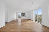 Wohn-/Essbereich mit Balkontüre - Einfamilienhaus mit 150,00 m&sup2; in Ettlingen / Schluttenbach zum Kaufen