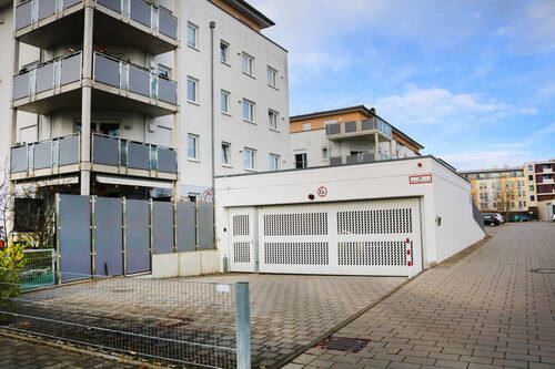 Einfahrt - Garage, Stellplatz zum Kaufen in Ingolstadt