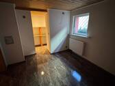 Ankleide Schlafzimmer EG - 