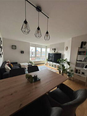 Bild 2 - 2 Zimmer Etagenwohnung zum Kaufen in Stuttgart