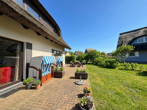 Terrasse mit Strandkorb - 