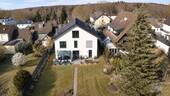 Hausansicht - 7 Zimmer Mehrfamilienhaus, Wohnhaus zum Kaufen in Solingen