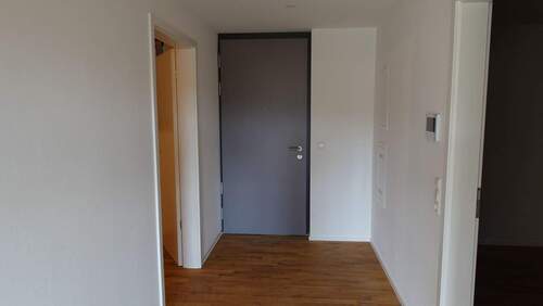 W04 Flur Eingang 3.JPG - 