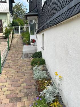 Außenansicht - 6 Zimmer Mehrfamilienhaus, Wohnhaus in Cursdorf