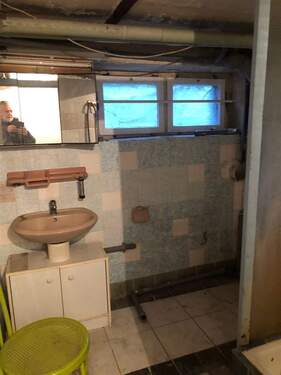 Keller Raum 6 - Dusche - 