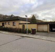 Einfamilienhaus mit Vollkeller und Sauna in Altenholz-Klausdorf - renovierungsbedürftig