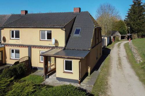 Außenaufnahme - 5 Zimmer Doppelhaushälfte zum Kaufen in Gülzow-Prüzen