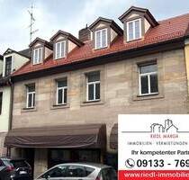 Erlangen-City! 2,5-Zimmer-Wohnung mit Dachterrasse Nähe Hugo!