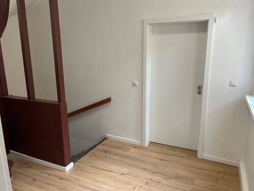 Wohnungseingang - 2 Zimmer Etagenwohnung in Erlangen