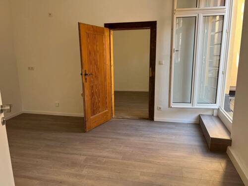 Wohnzimmer - Etagenwohnung mit 42,00 m&sup2; in Erlangen zur Miete