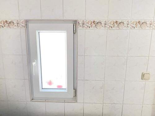Fenster Duschbad EG - 