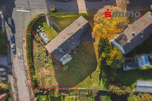 Draufsicht_ mit Grenze - Baugrundstück in ruhiger und dennoch stadtnaher Lage