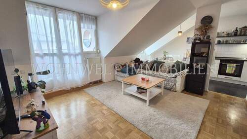 Wohnzimmer - 2 Zimmer Etagenwohnung in Freising