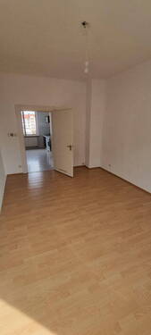 Zimmer 1 - 2 Zimmer Etagenwohnung zur Miete in Nürnberg