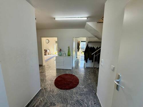 Korridor.jpeg - 5 Zimmer Doppelhaushälfte in Neustadt am Rübenberge