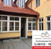 Erlangen-Innenstadt! Moderne 2-Zimmer-Wohnung mit kleiner Dachterrasse