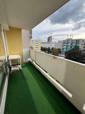 Balkon - 1 Zimmer Etagenwohnung in Berlin