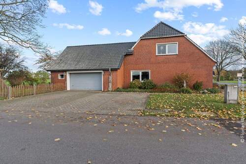 Aussenansicht - 8 Zimmer Einfamilienhaus zum Kaufen in Twistringen