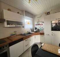 Osloß - Einfamilienhaus mit Einliegerwohnung in toller Lage mit Erbpachtgrundstück